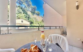 One Bedroom Flat Near Monaco